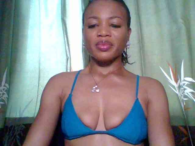 Juicypussy222