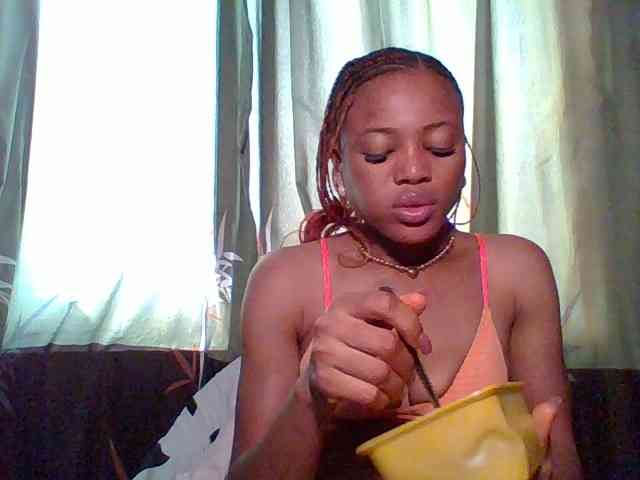 Juicypussy222 webcam