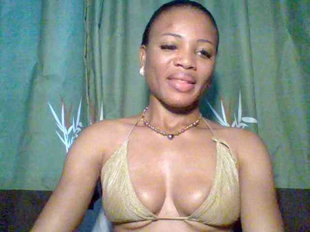 Juicypussy222 webcam