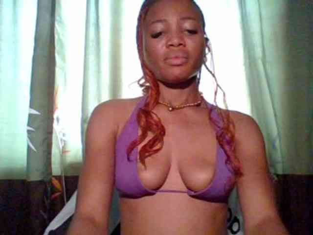 Modèle: Juicypussy222