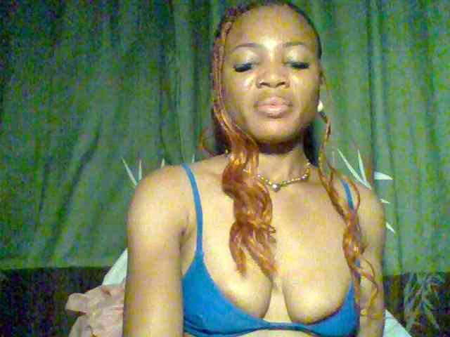 Juicypussy222 webcam
