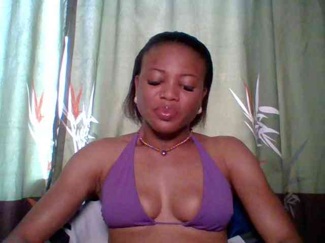 Juicypussy222 webcam