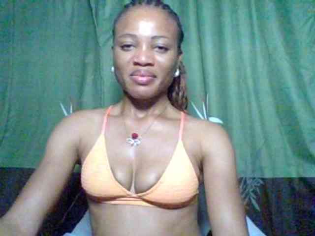 Juicypussy222 webcam