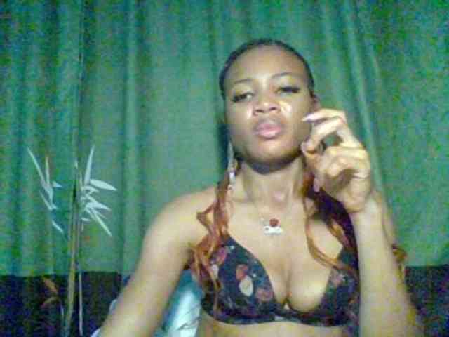 Juicypussy222 webcam