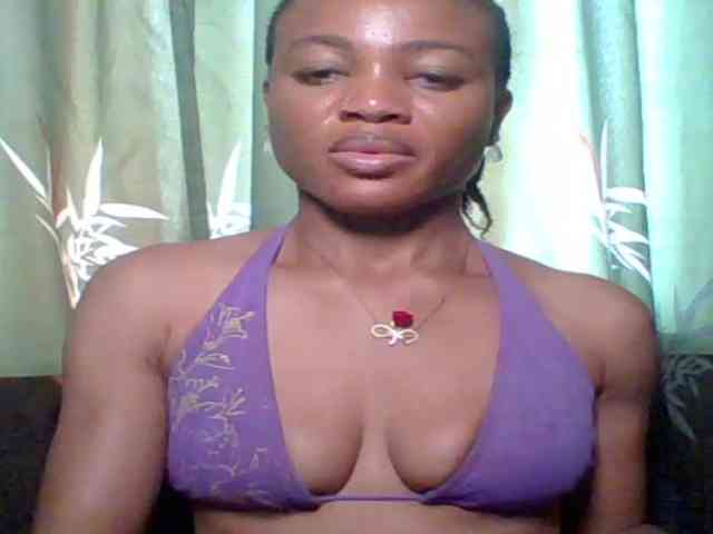 Juicypussy222 webcam