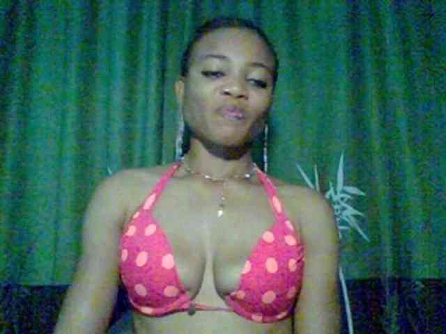 Juicypussy222 webcam