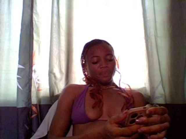 Juicypussy222