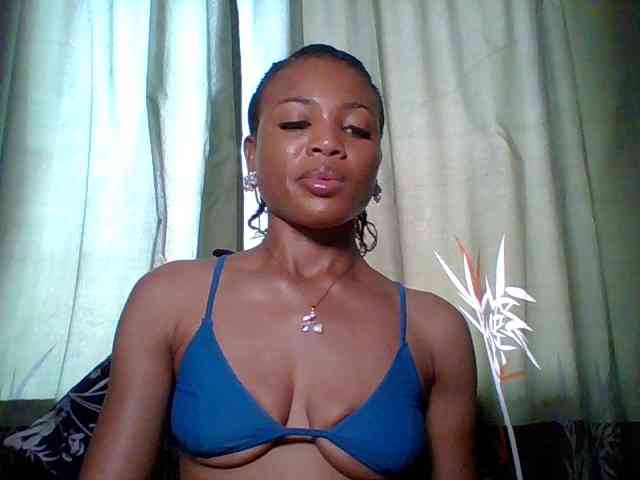 Juicypussy222 webcam