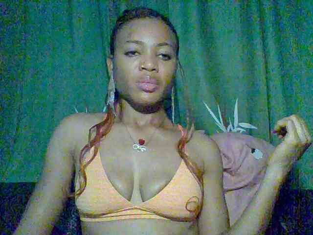 Juicypussy222 webcam