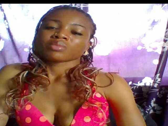 Juicypussy222 webcam