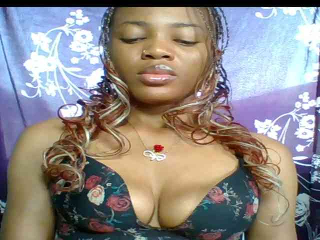 Juicypussy222 webcam