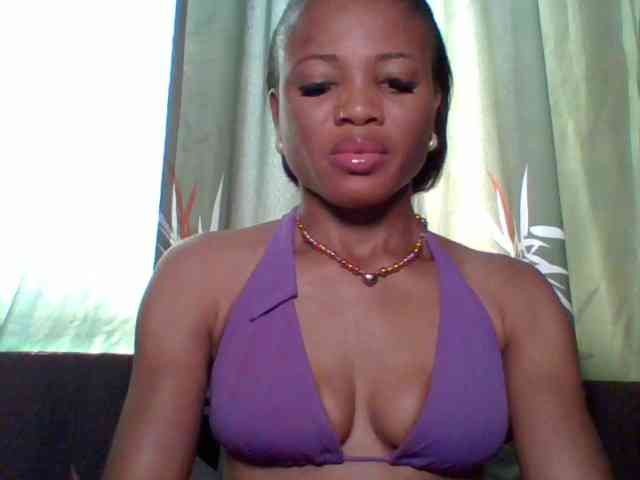 Juicypussy222 webcam