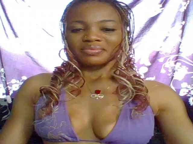 Juicypussy222 webcam