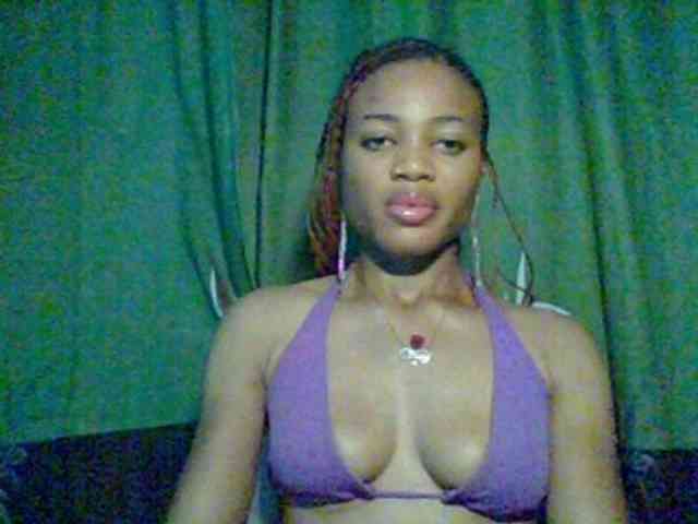 Juicypussy222 webcam