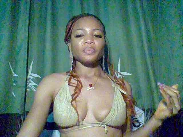 Juicypussy222 webcam