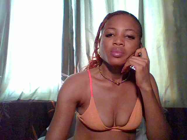 Juicypussy222 webcam