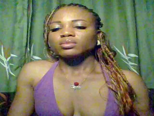 Juicypussy222 webcam
