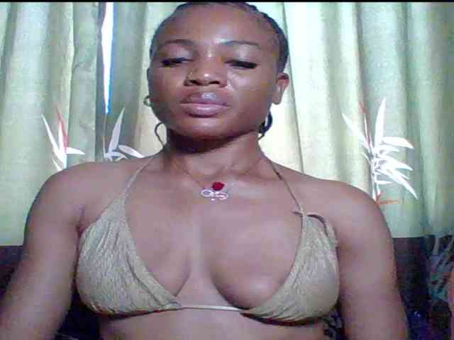 Juicypussy222 webcam