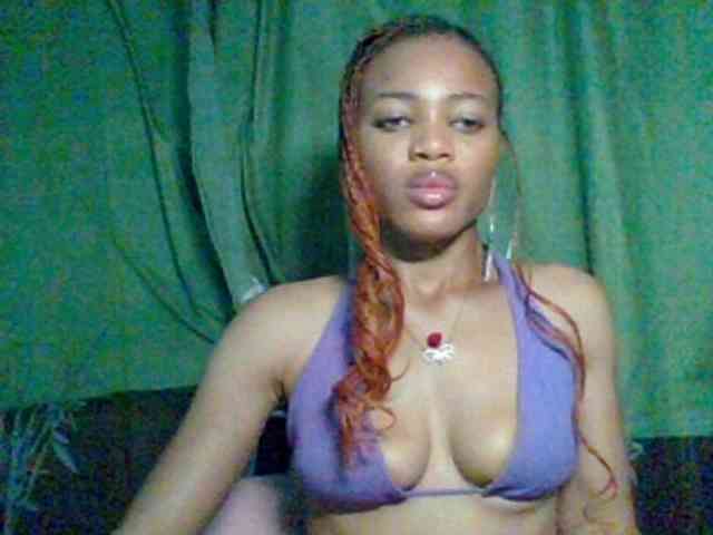 Juicypussy222 webcam