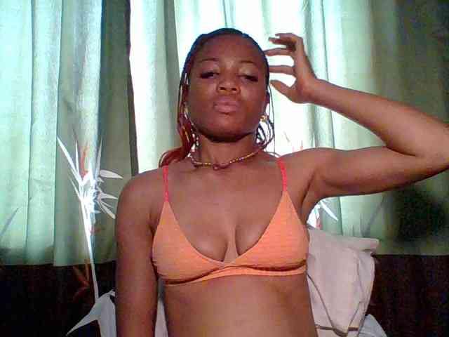 Juicypussy222