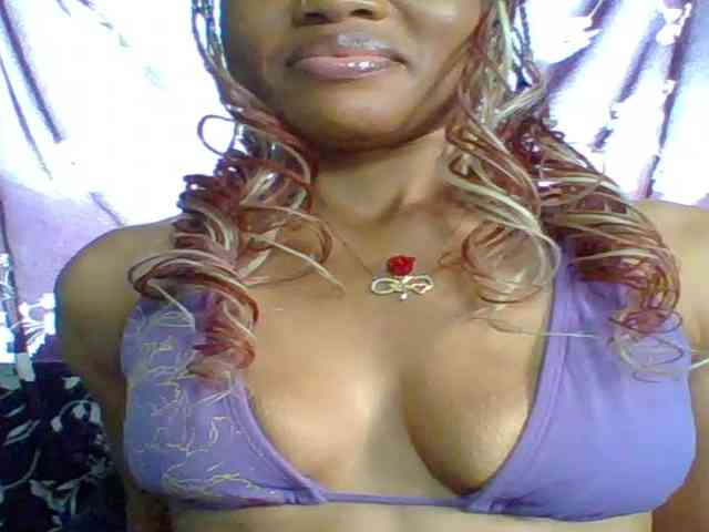 Juicypussy222 webcam