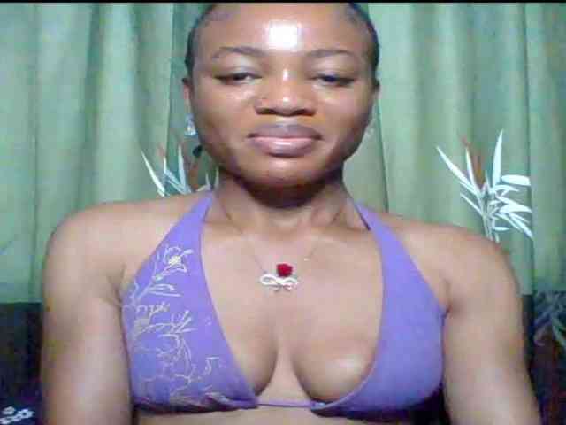 Juicypussy222 webcam
