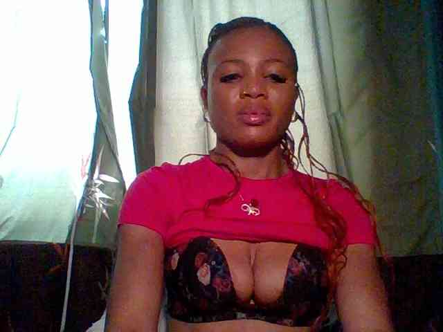 Juicypussy222