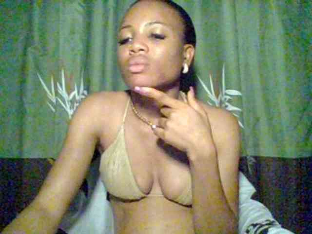 Juicypussy222 webcam