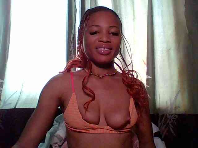 Juicypussy222 webcam