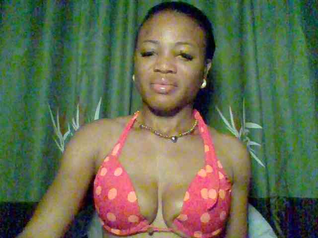 Juicypussy222 webcam
