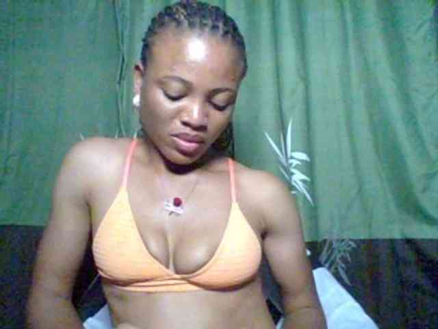 Juicypussy222 webcam