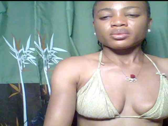 Juicypussy222 webcam