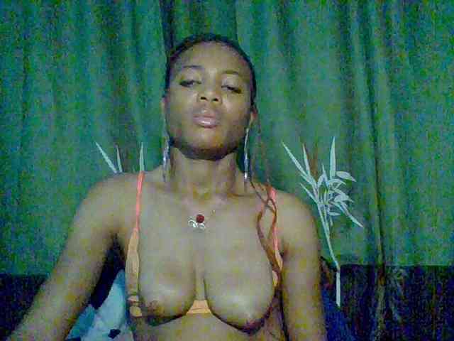 Juicypussy222