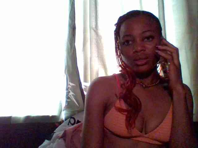 Juicypussy222 webcam