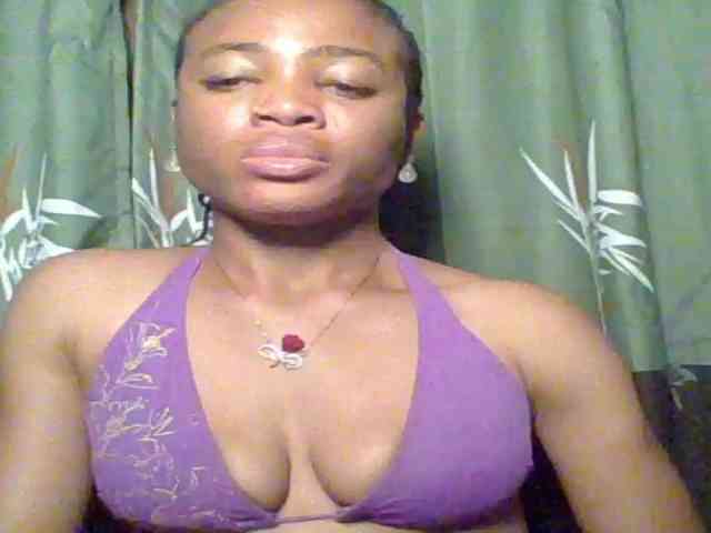 Juicypussy222 webcam
