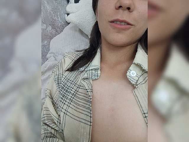 traoupi live cam on BongaCams