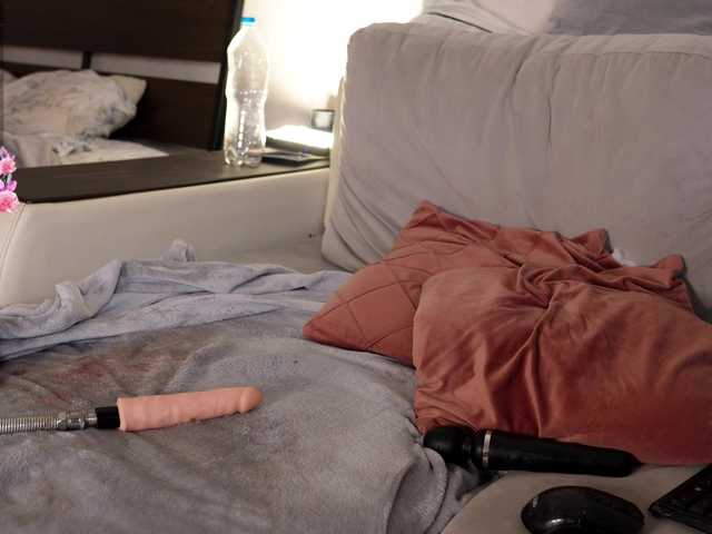 IMNOTSHYBABY live cam on BongaCams