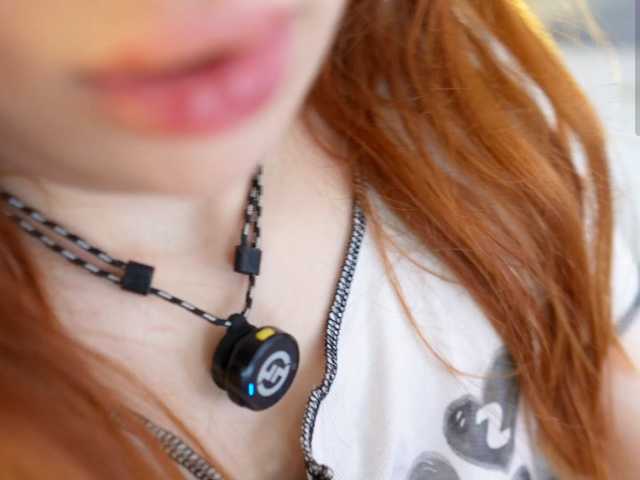 IMNOTSHYBABY live cam preview