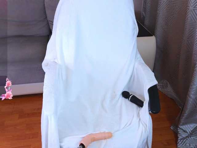 IMNOTSHYBABY live cam on BongaCams