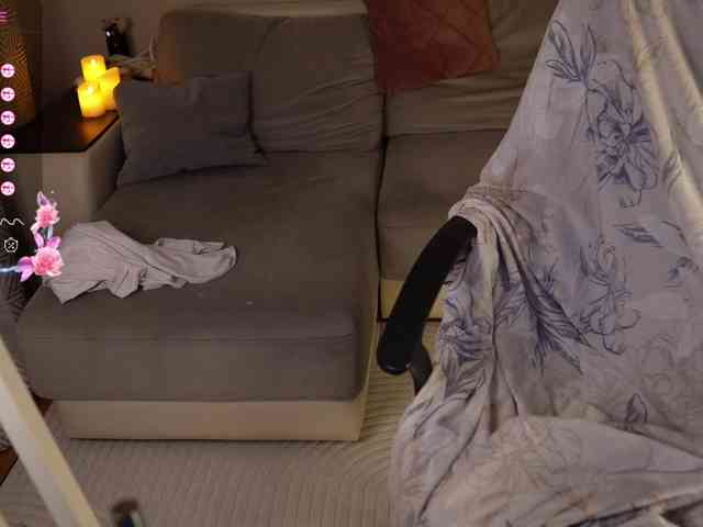 IMNOTSHYBABY webcam