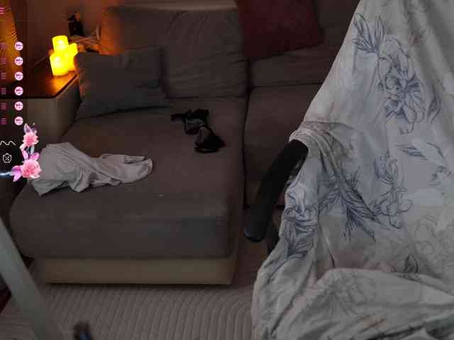 IMNOTSHYBABY webcam