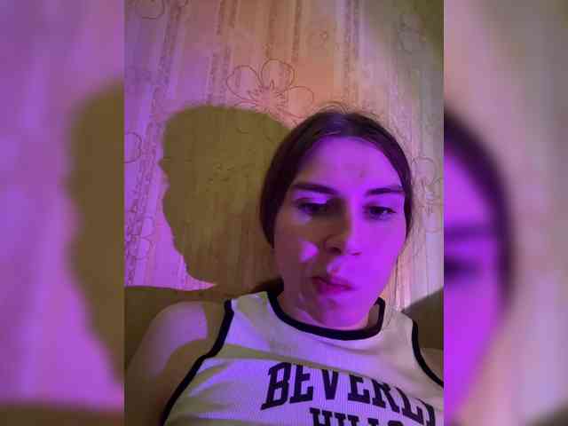 nyrelvia Sex Cam Show