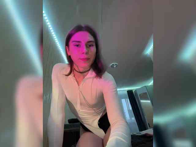 nyrelvia Sex Cam Show