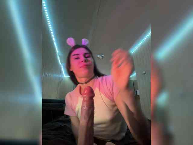 nyrelvia Sex Cam Show