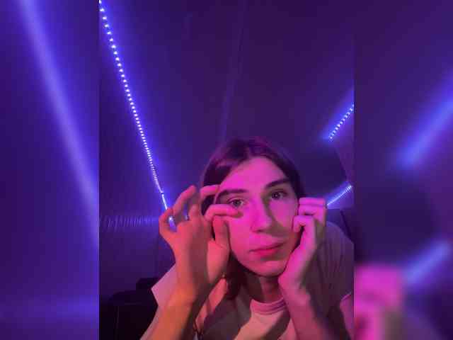 nyrelvia Sex Cam Show