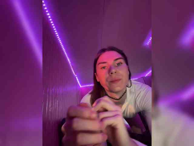 nyrelvia Sex Cam Show