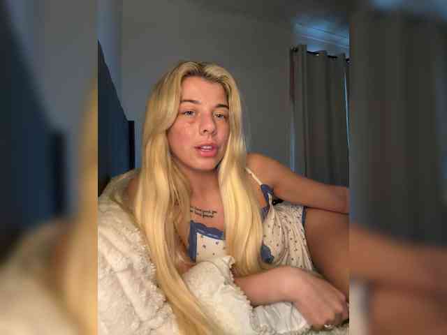 Jazgroganx webcam