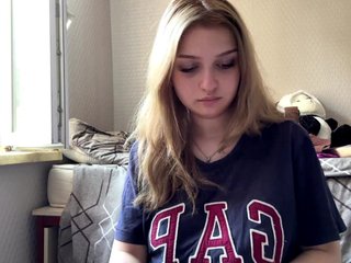 CloudyFoxy Porn Show