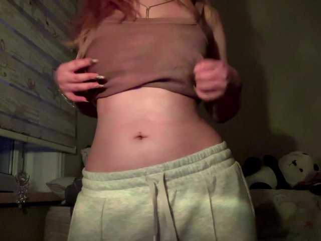 cloudyfoxy live show
