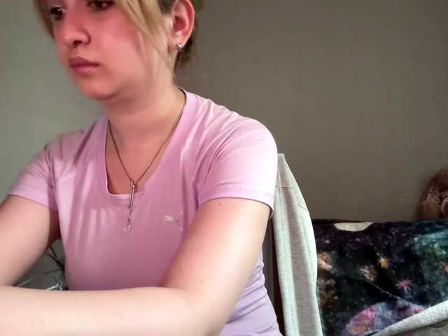 CloudyFoxy live cam on BongaCams